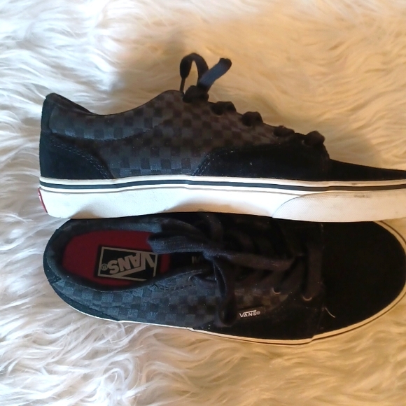 🎀PRICE DROP TODAY 🎉HOST PICK 🎉NWOT VANS SNEAKERS - Picture 3 of 7